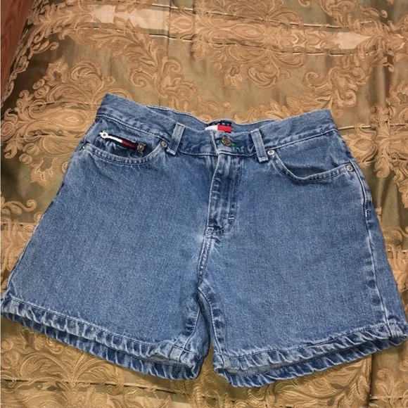 Tommy Hilfiger vintage jean shorts - Picture 1 of 3